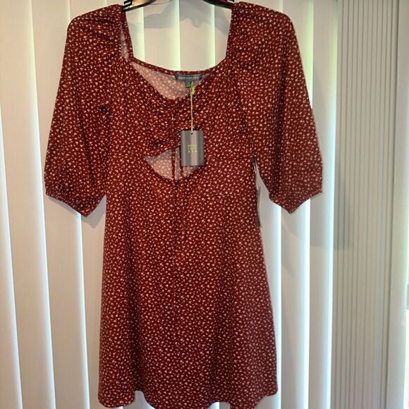 Good Luck Gem Nordstrom Women’s Red Cutout Mid Sleeve Mini Dress Size Med. NWT.R - Picture 1 of 8